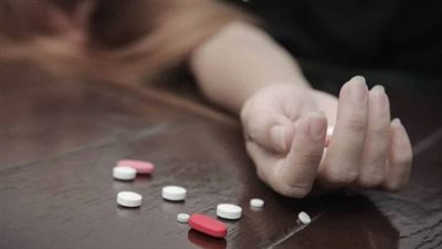 تسمم فتاة أثر تناولها مادة الصبغة في أسوان