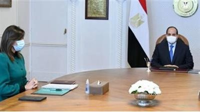 السيسي يوجه بتقديم الدعم للمصريين في أوكرانيا والعمل على عودتهم إلى البلاد | بث مباشر