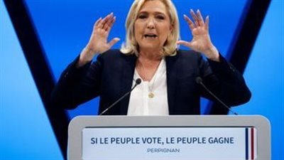 قبل انطلاق السباق الرئاسي.. من هي ماري لوبان المرشحة التي ستمنع ارتداء الحجاب في فرنسا؟