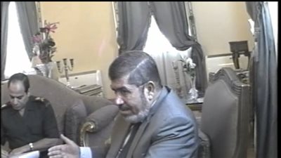 تسريب الحلقة 8 من الاختيار 3.. لقاء بين مرسي وطنطاوي والحديث عن السيسي في وجوده