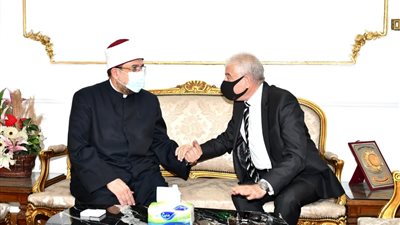 إنشاء مسجدين في دهب ونويبع بالتعاون بين الأوقاف ومحافظة جنوب سيناء