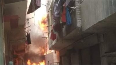 السيطرة على حريق في مخزن للأخشاب امتد إلى شقق سكنية بمنطقة دار السلام