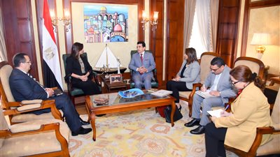 وزيرة الهجرة تلتقي مدير منظمة العالم الإسلامي للتربية والعلوم والثقافة إيسيسكو | صور 