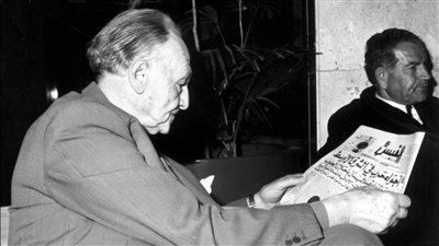 أصوات شعرية| عزيز أباظة.. الرائد الثاني للمسرحية الشعرية في مصر