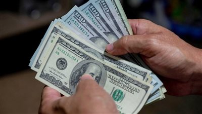 سعر الدولار وفق آخر تحديث في البنوك المصرية اليوم الأربعاء 19 أبريل 2023