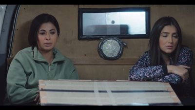 روبى تختبيء في عربة الأموات.. ملخص الحلقة العاشرة من مسلسل رانيا وسكينة 