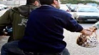 يستقلان دراجة نارية.. سرقة حقيبة موظفة بـ جامعة المنيا من قبل مجهولين والأمن يكثف جهوده لضبطهما