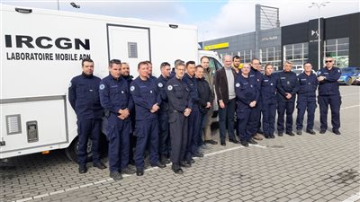 شرطيون فرنسيون يصلون أوكرانيا للمساعدة في التحقيق بجرائم الحرب