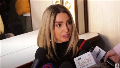 روجينا: اخترت قضايا مسلسل انحراف بنفسي | فيديو