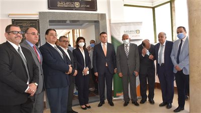 رئيس جامعة عين شمس يفتتح قسم أمراض الدم وزرع النخاع بعد تطويره بمستشفى الدمرداش الجامعي