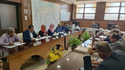 محافظ شمال سيناء: دراسة أحوال المنقولين من الشيخ زويد ورفح بالإسماعيلية