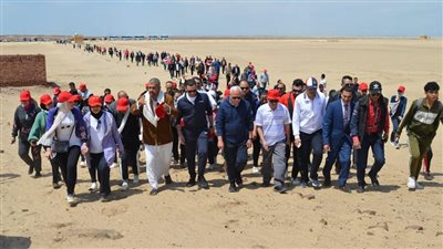 محافظ بورسعيد يتفقد مسار العائلة المقدسة وأعمال الإنشاءات بالمدينة الجديدة سلام مصر | فيديو 