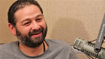 أمير شاهين: جميع فنانات مصر لبسوا مايوهات زمان.. والبعض يهاجم دون داع