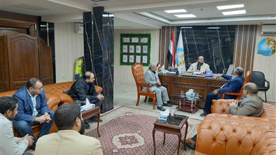 وصلات منزلية وعدادات بالتقسيط.. مياه سوهاج تبحث خطة عمل مشروع القرض الدوار بقرى حياة كريمة