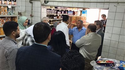 وفد من المجلس القومي لحقوق الإنسان يتفقد الأسواق في منطقة شرق القاهرة 