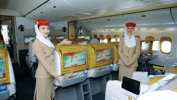 طيران الإمارات 