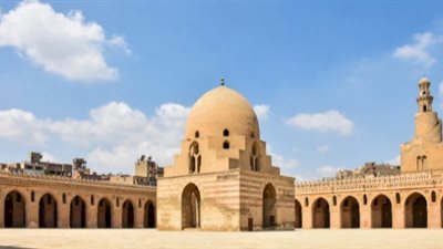 حكايات رمضانية.. الانتهاء من بناء مسجد أحمد بن طولون ثاني أكبر المساجد في مصر