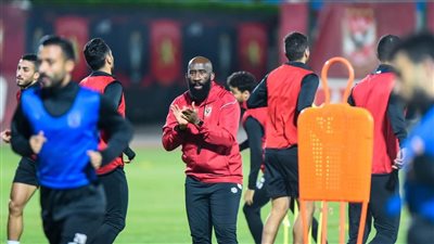 مران الأهلي| موسيماني يحاضر اللاعبين بالفيديو.. وأفشة يواصل تدريباته منفردًا