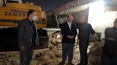 محافظ القاهرة يعلن اتخاذ إجراءات قانونية ضد الشركة المتسببة فى كسر خط الغاز بمدينة نصر