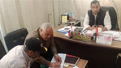 رئيس مدينة المنيا: التحقيق مع 7 موظفين تركوا العمل دون إذن أو عذر قانوني