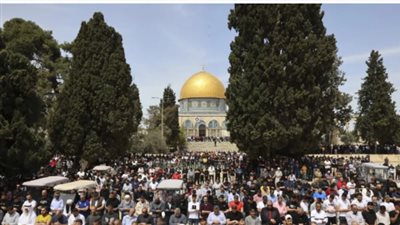 مواجهات في المسجد الأقصى بين المصلين وجيش الاحتلال الإسرائيلي وإصابة عدد من الفلسطينيين