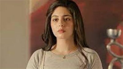 رامز جلال ساخرًا من مايان السيد: سمانة الفن وكتف الأبداع المراهقة