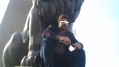 ابتدت بكلام وخلصت بجريمة.. تجديد حبس المتهم بقتل والدته بالسلام