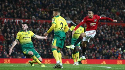 موعد مباراة مانشستر يونايتد ونورويتش سيتي والتشكيل المتوقع والقنوات الناقلة