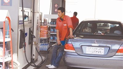 بعد زيادة أسعار البنزين الجديدة.. 11 قرارا اتخذتهم لجنة تسعير البترول