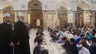 وكيل الأزهر: زيادة دعوات الإفطار الجماعي للطلاب الوافدين إلى 1500 دعوة| صور