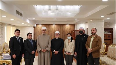 أمين البحوث الإسلامية يبحث مع وفد تايلاندي التعاون العلمي وشئون الطلاب الوافدين للأزهر
