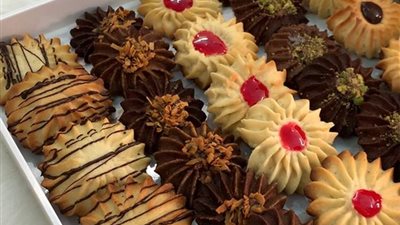 طريقة عمل بيتي فور في المنزل بجميع أنواعه 