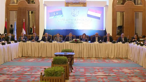 اجتماعات لجنة المسار