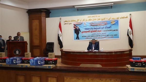 وزير القوى العاملة