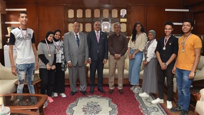 رئيس جامعة الأقصر: نسعى لاستثمار طاقات الشباب وإعداد جيل قادر على القيادة مستقبلا