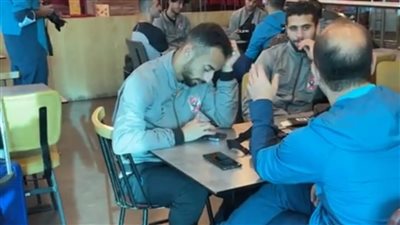 بعثة الأهلي تصل مطار القاهرة الدولي استعدادا للسفر إلي المغرب | صور