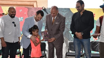 رئيس جامعة الأقصر يشهد احتفال كلية الفنون الجميلة بيوم اليتيم