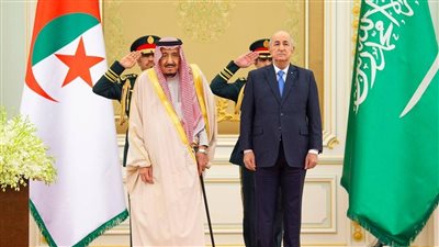 العاهل السعودي لـ الرئيس الجزائري: نتشارك الرأي حيال وحدة الصف العربي