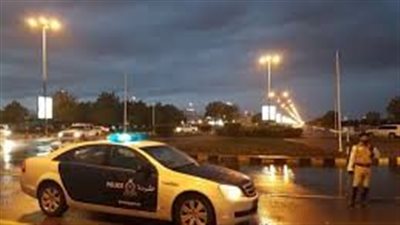 الشرطة العمانية: مصرع طالبين إثر انفجار ناجم عن مقذوفات 