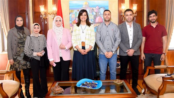 وزيرة الهجرة تستقبل