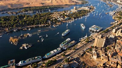 إهدار 13 مليون جنيه على سيارات فارهة.. حساب الموازنة يكشف أخطاء استغلال قرض لتنمية الصعيد