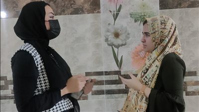 بتدخل رجالة الشقة وبتفرض إتاوة علينا.. تفاصيل تعدي سيدة على طالبات جامعة حلوان بسكن خارجي