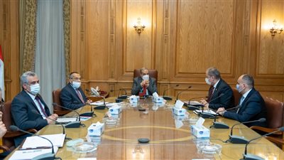 وزير الإنتاج الحربي: الدولة تتجه نحو توطين الصناعة في مصر وزيادة المكون المحلي 