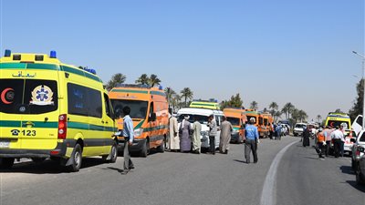 كانوا في طريقهم للبحر.. ننشر أسماء 9 صيادين أصيبوا في انقلاب ميكروباص بكفر الشيخ