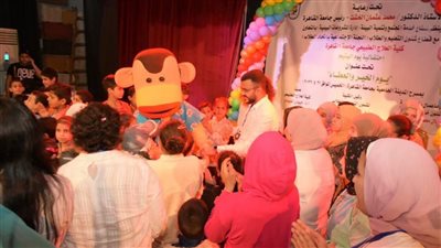 جامعة القاهرة تنظم يوما ترفيهيا لـ70 طفلًا من الأيتام وذوي القدرات