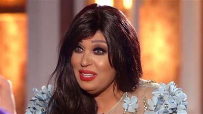 فيفي عبده ترد على مطالب اعتزالها الفن: الرقص ده الأكسجين اللي بتنفسه.. عايزين تحرموني منه ليه؟ |فيديو