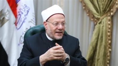 المفتي يوضح حكم الاعتكاف في البيت وكيف كان رسول الله يصلي التراويح