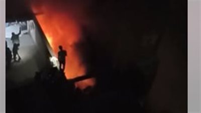 اللقطات الأولى لحريق هائل بمخزن بلاستيك في شارع لبنان بالمهندسين |فيديو 