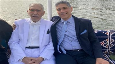 بعد خروج والده من المستشفى.. أحمد أبو زهرة يشيد بالرعاية الطبية في مجمع الجلاء الطبي