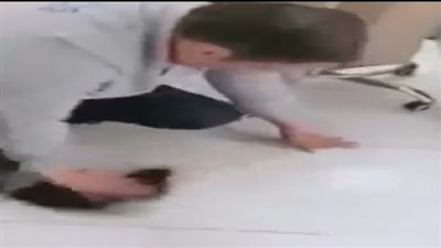 إهانة موظف لعامل بأحد مكاتب بريد سوهاج.. والهيئة ترد